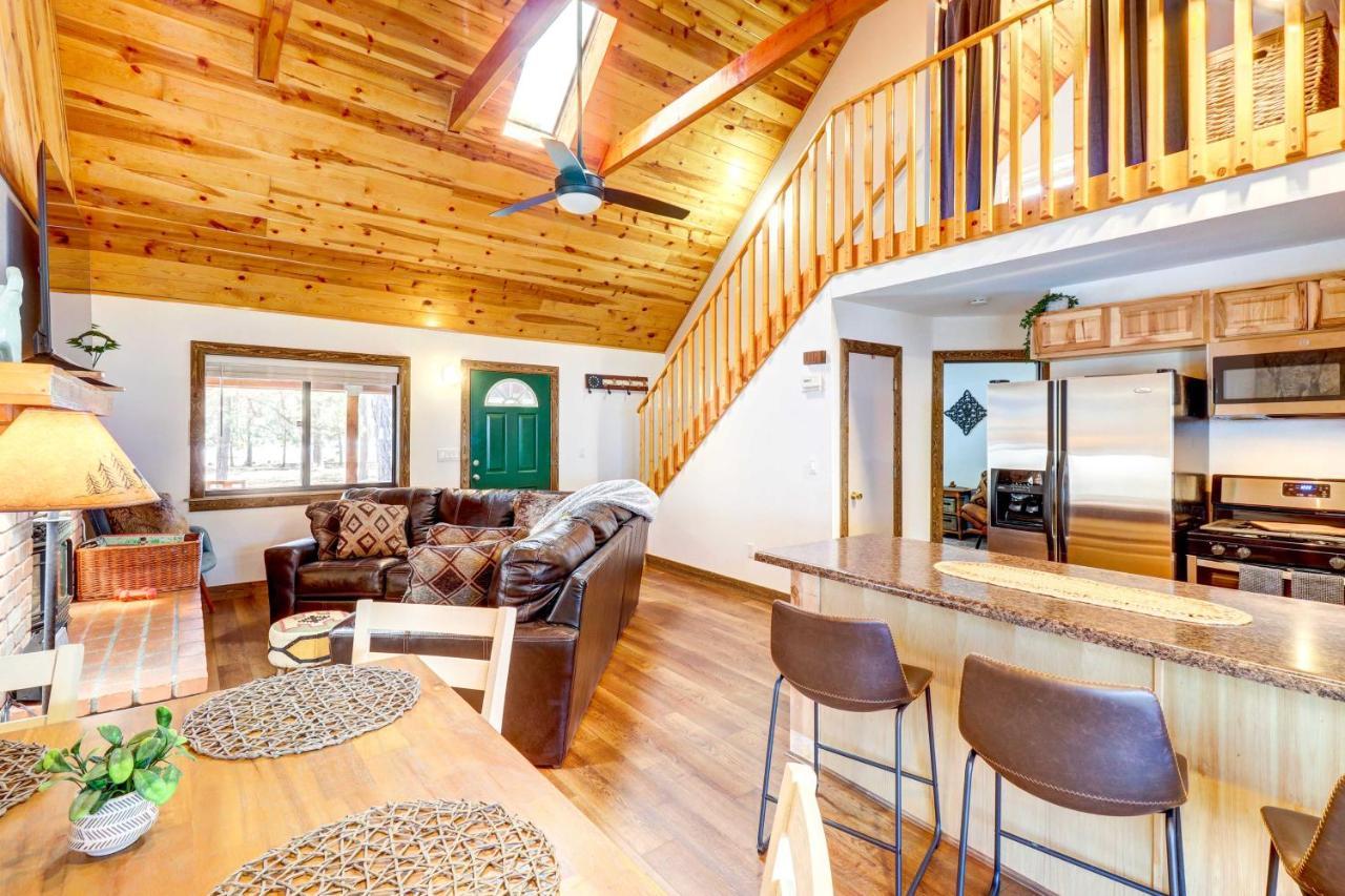 Lakeside Cabin Rental With Hot Tub - Close To Hiking Pinetop-Lakeside Exterior photo